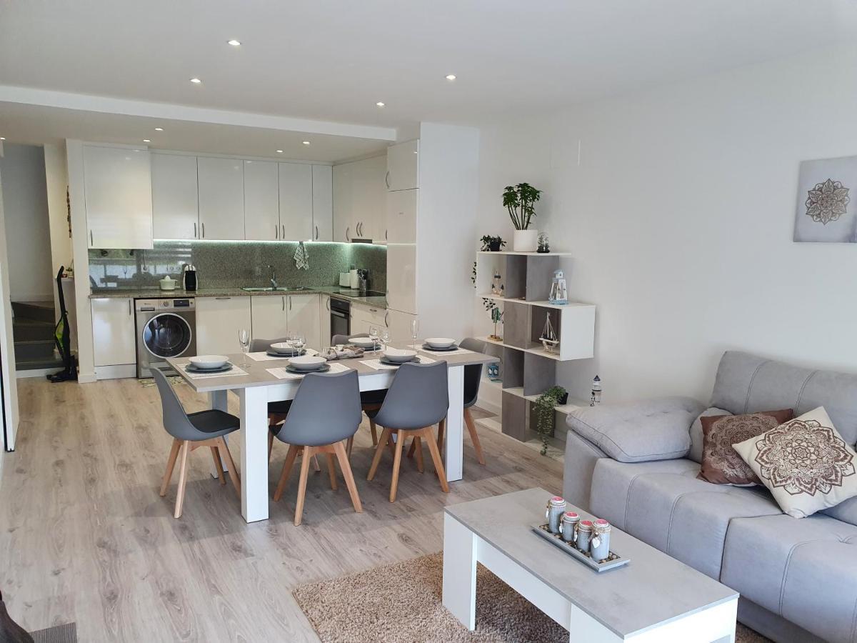 Moderno Duplex Comfort Roses Kültér fotó